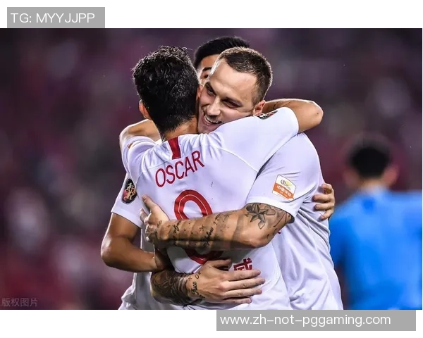 莫雷利亚与帕丘卡激战正酣比赛结果引发球迷热议 莫雷利亚与帕丘卡激战正酣比赛结果引发球迷热议